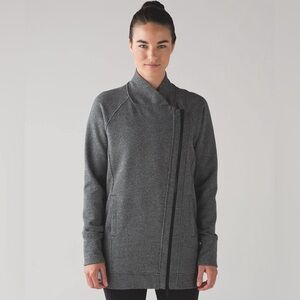 Lululemon Back To It Wrap size 8